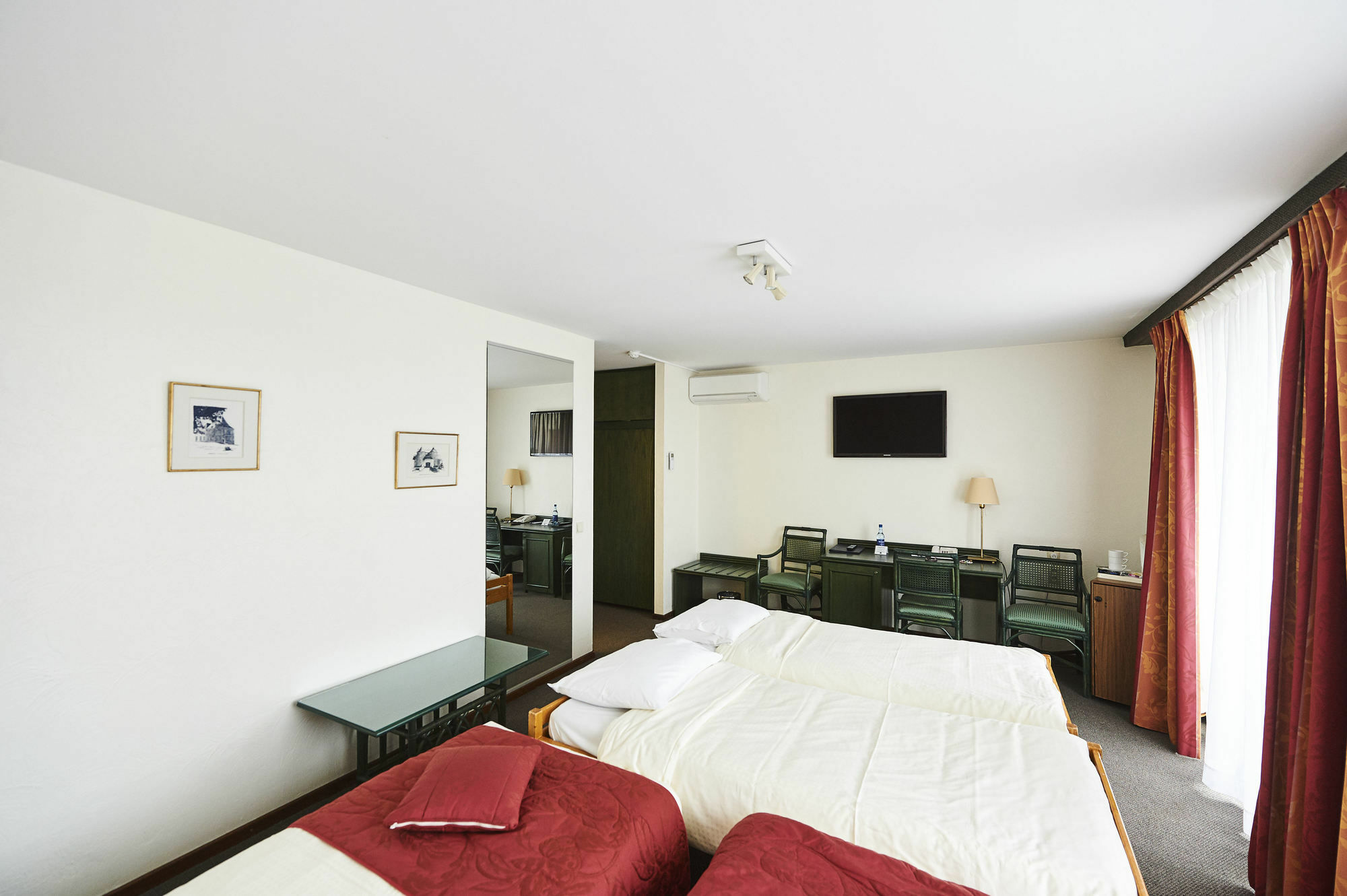 Hotel Les 3 Cles Gembloux Exteriér fotografie